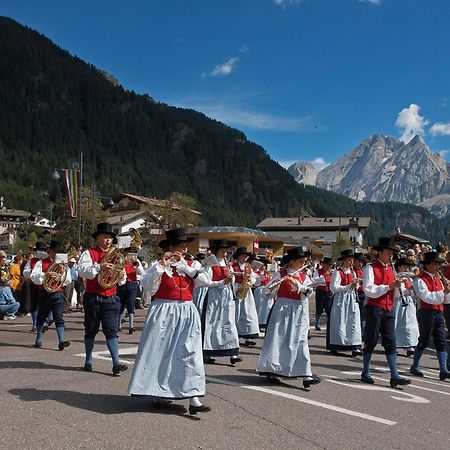 Hotel Grohmann Campitello di Fassa Exterior photo