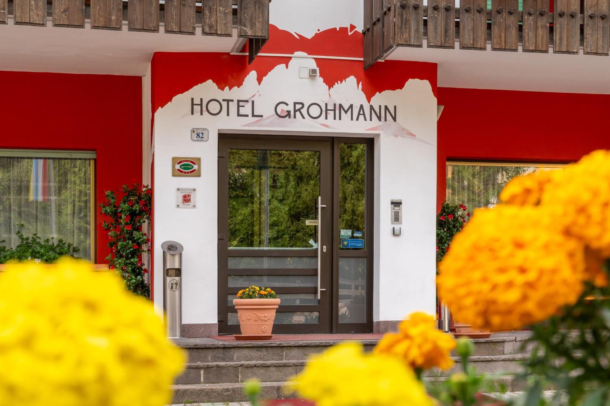 Hotel Grohmann Campitello di Fassa Exterior photo